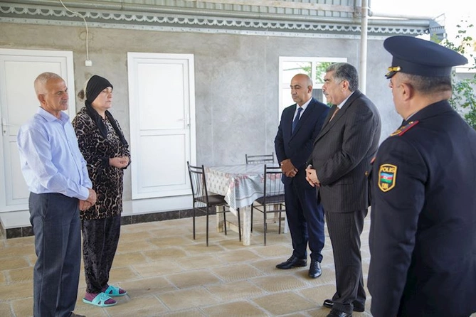 İcra başçısı şəhidlərin ailələrini ziyarət edir — FOTOLAR
