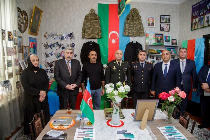 İcra başçısı şəhidlərin ailələrini ziyarət edir — FOTOLAR