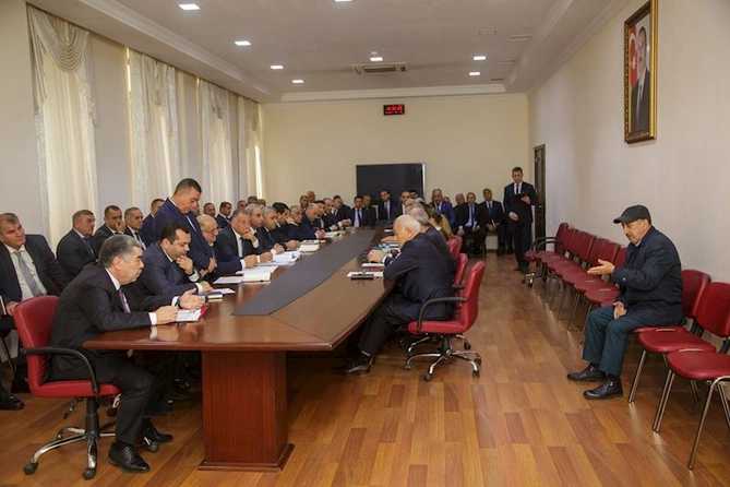 Rüstəm Xəlilov növbəti vətəndaş qəbulu keçirdi — FOTOLAR