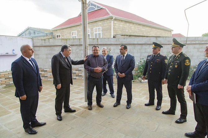 İcra başçısı şəhidlərin ailələrini ziyarət edir — FOTOLAR