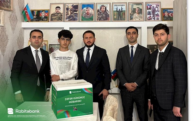Rabitəbank Zəfər Günü ərəfəsində şəhid ailələrini ziyarət etdi — FOTOLAR Rabitəbank Zəfər Günü ərəfəsində şəhid ailələrini ziyarət etdi — FOTOLAR