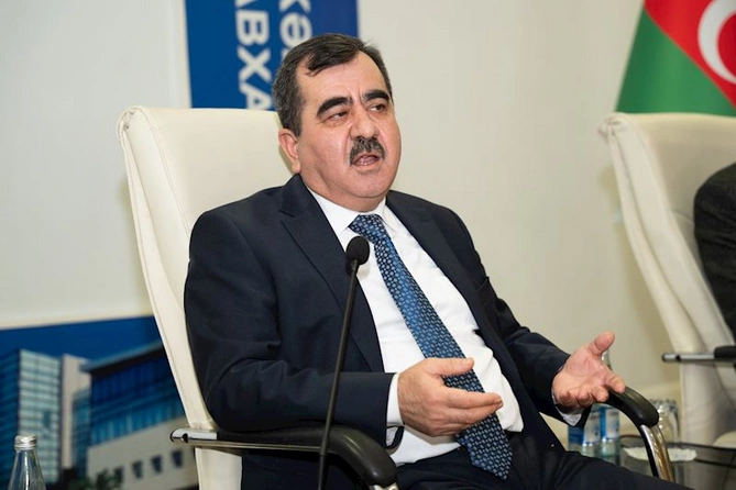 “Mediada Azərbaycan ədəbi dilinin normalarının düzgün tətbiqi” mövzusunda konfrans keçirilib — YENİLƏNİB “Mediada Azərbaycan ədəbi dilinin normalarının düzgün tətbiqi” mövzusunda konfrans keçirilib — YENİLƏNİB