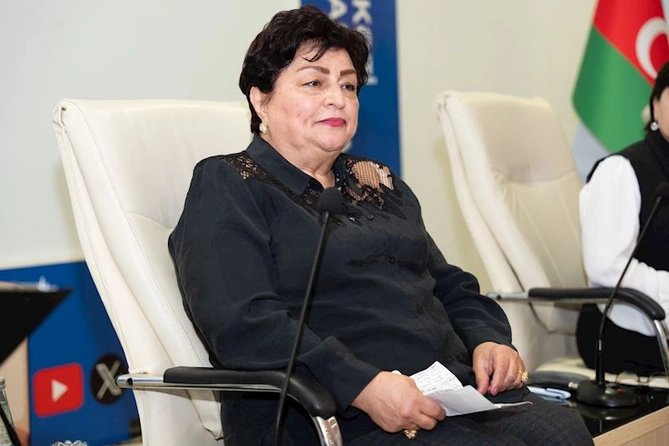 “Mediada Azərbaycan ədəbi dilinin normalarının düzgün tətbiqi” mövzusunda konfrans keçirilib — YENİLƏNİB “Mediada Azərbaycan ədəbi dilinin normalarının düzgün tətbiqi” mövzusunda konfrans keçirilib — YENİLƏNİB