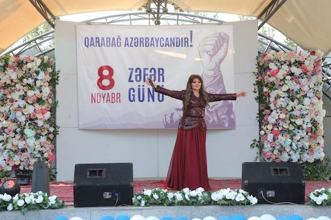 Hacıqabulda “8 Noyabr - Zəfər Günü” münasibətilə konsert keçirildi — FOTOLAR Hacıqabulda “8 Noyabr - Zəfər Günü” münasibətilə konsert keçirildi — FOTOLAR