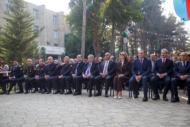 Salyanda tarixi Zəfərin 5 illiyi təntənə ilə qeyd olundu — FOTOLAR Salyanda tarixi Zəfərin 5 illiyi təntənə ilə qeyd olundu — FOTOLAR
