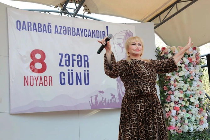Hacıqabulda “8 Noyabr - Zəfər Günü” münasibətilə konsert keçirildi — FOTOLAR Hacıqabulda “8 Noyabr - Zəfər Günü” münasibətilə konsert keçirildi — FOTOLAR