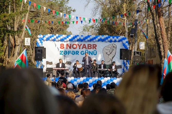 Salyanda tarixi Zəfərin 5 illiyi təntənə ilə qeyd olundu — FOTOLAR Salyanda tarixi Zəfərin 5 illiyi təntənə ilə qeyd olundu — FOTOLAR