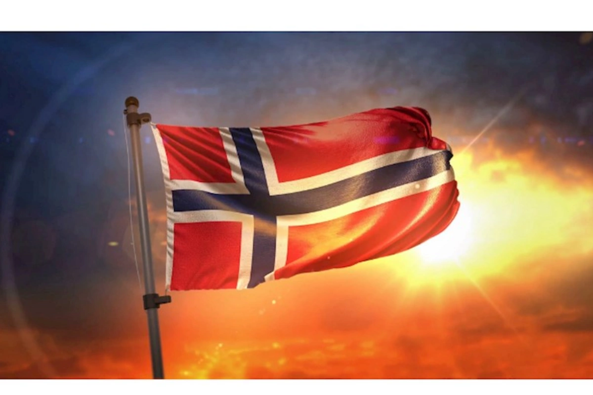 Norveç Ukraynanın hərbi kreditlərinin təmini üçün fond yaratmağı təklif edib