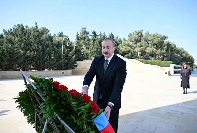 Şəhidlərin xatirəsinə ehtiram — FOTOLAR