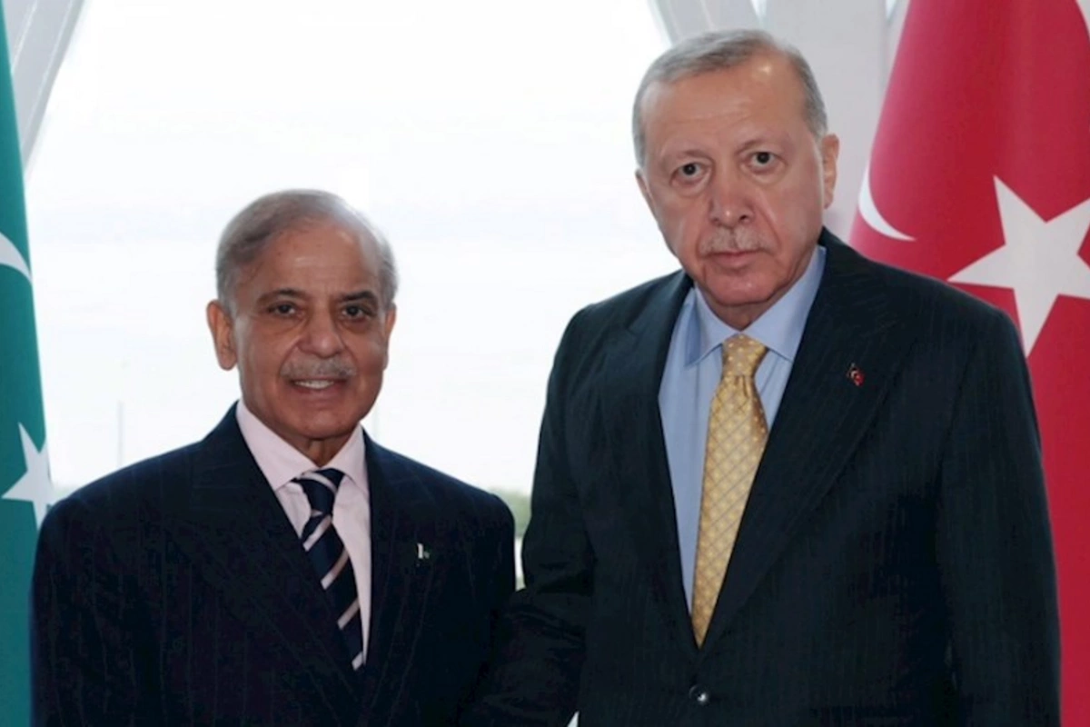 Bakıda Ərdoğanla Şahbaz Şərif arasında görüş olub