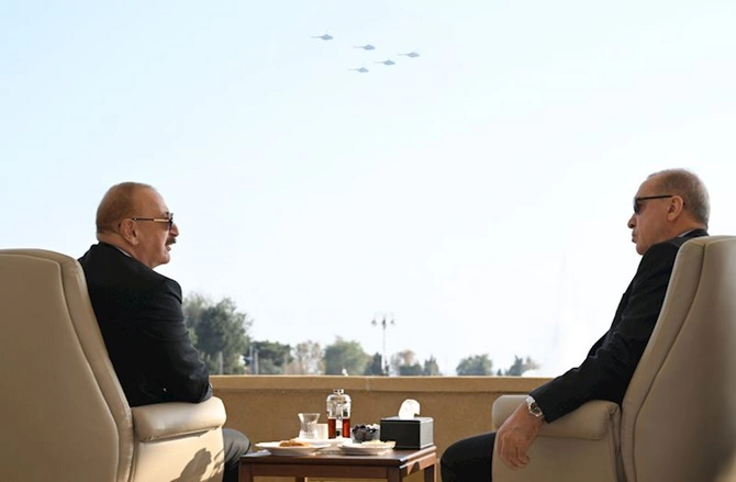 Bakıdakı paraddan tarixi görüntülər — FOTOLAR
