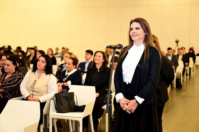 Forumun ilk paneli: Mədəniyyət və hüquq — FOTOLAR