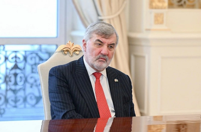 İlham Əliyev Böyük Britaniyanın Azərbaycan üzrə ticarət elçisini qəbul etdi — FOTOLAR İlham Əliyev Böyük Britaniyanın Azərbaycan üzrə ticarət elçisini qəbul etdi — FOTOLAR