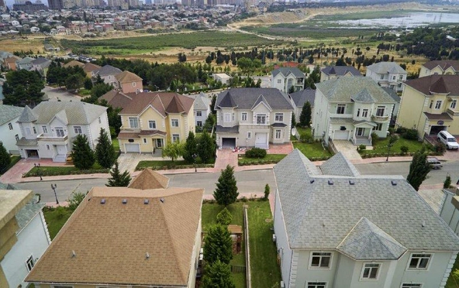 Nazirliyin vəzifəli şəxslərinin əmlaklarına həbs qoyuldu — SİYAHI (FOTOLAR)