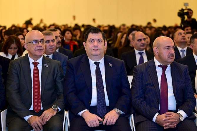 Bakıda Mədəniyyət və hüquq: müasir çağırışlar” mövzusunda forum keçirilir — FOTOLAR Bakıda Mədəniyyət və hüquq: müasir çağırışlar” mövzusunda forum keçirilir — FOTOLAR