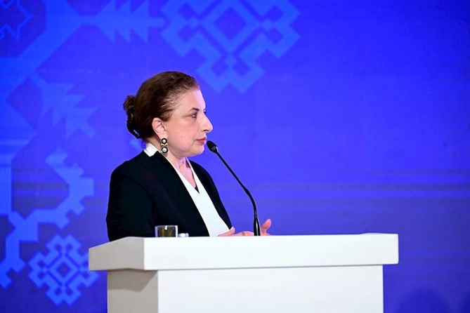 Forumun ilk paneli: Mədəniyyət və hüquq — FOTOLAR