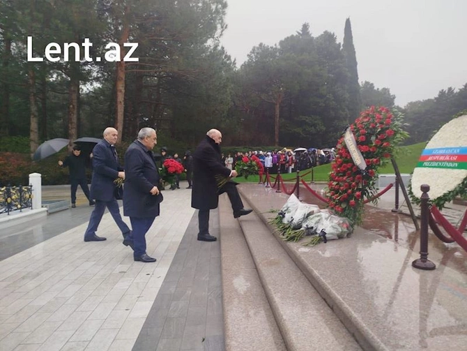 Sabiq Baş prokuror və müavini Fəxri Xiyabanda — FOTO