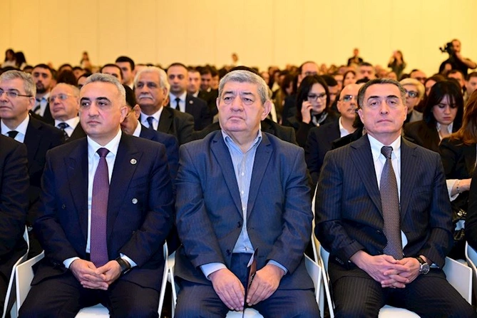 Bakıda Mədəniyyət və hüquq: müasir çağırışlar” mövzusunda forum keçirilir — FOTOLAR Bakıda Mədəniyyət və hüquq: müasir çağırışlar” mövzusunda forum keçirilir — FOTOLAR