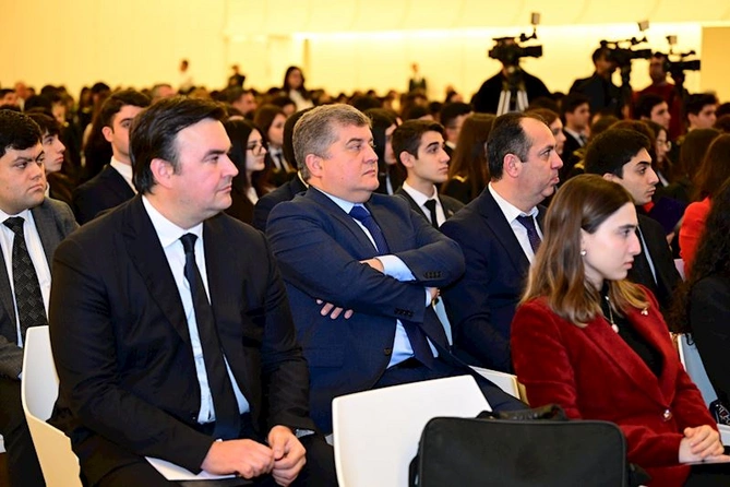Bakıda Mədəniyyət və hüquq: müasir çağırışlar” mövzusunda forum keçirilir — FOTOLAR Bakıda Mədəniyyət və hüquq: müasir çağırışlar” mövzusunda forum keçirilir — FOTOLAR