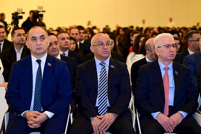 Bakıda Mədəniyyət və hüquq: müasir çağırışlar” mövzusunda forum keçirilir — FOTOLAR Bakıda Mədəniyyət və hüquq: müasir çağırışlar” mövzusunda forum keçirilir — FOTOLAR