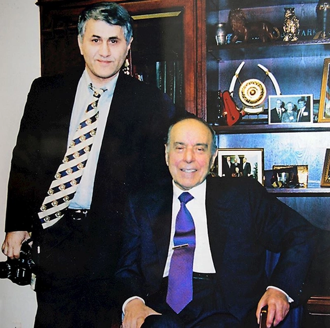 Heydər Əliyev Ramiz Mehdiyevi niyə danlamışdı? — Şəxsi fotoqrafı AÇIQLADI Heydər Əliyev Ramiz Mehdiyevi niyə danlamışdı? — Şəxsi fotoqrafı AÇIQLADI