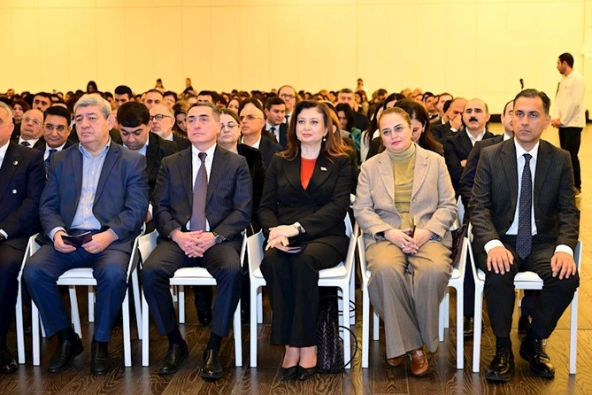 Bakıda Mədəniyyət və hüquq: müasir çağırışlar” mövzusunda forum keçirilir — FOTOLAR Bakıda Mədəniyyət və hüquq: müasir çağırışlar” mövzusunda forum keçirilir — FOTOLAR