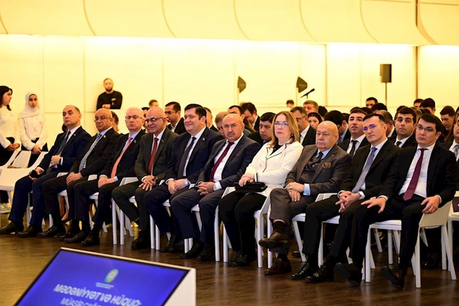 Bakıda Mədəniyyət və hüquq: müasir çağırışlar” mövzusunda forum keçirilir — FOTOLAR Bakıda Mədəniyyət və hüquq: müasir çağırışlar” mövzusunda forum keçirilir — FOTOLAR