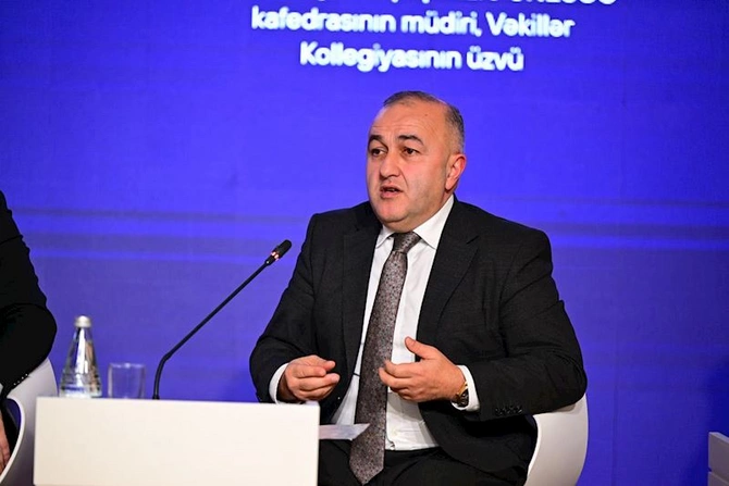 Konstitusiya və mədəniyyət dəyərlərimiz mövzusunda panel müzakirəsi keçirildi — FOTOLAR Konstitusiya və mədəniyyət dəyərlərimiz mövzusunda panel müzakirəsi keçirildi — FOTOLAR