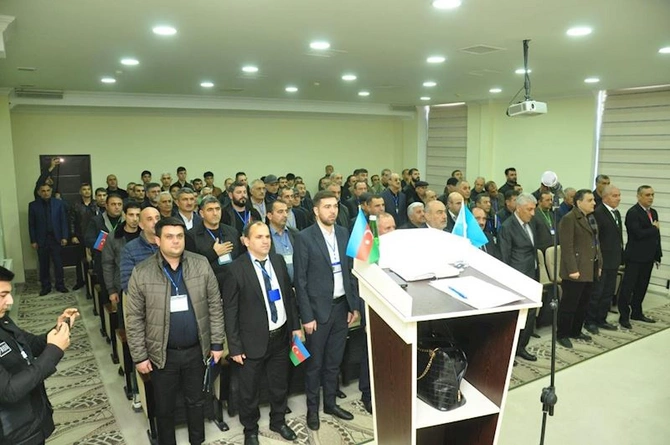 Vəhdət Partiyası bölgələrdə daha geniş təşkilati platforma qurur — FOTOLAR Vəhdət Partiyası bölgələrdə daha geniş təşkilati platforma qurur — FOTOLAR