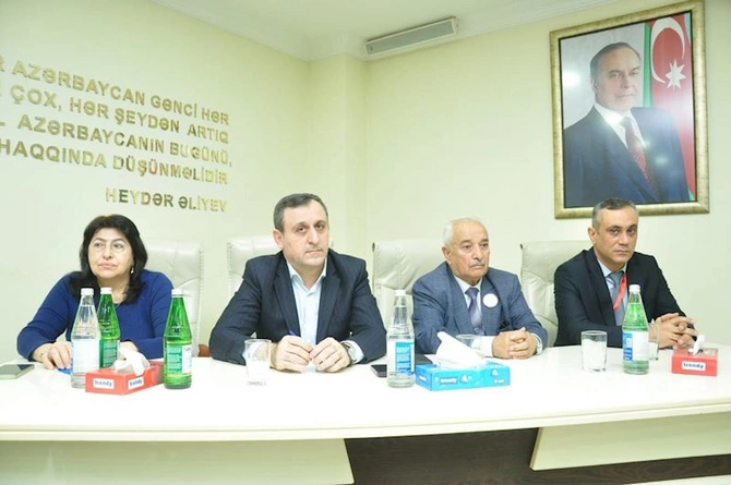 Vəhdət Partiyası bölgələrdə daha geniş təşkilati platforma qurur — FOTOLAR Vəhdət Partiyası bölgələrdə daha geniş təşkilati platforma qurur — FOTOLAR
