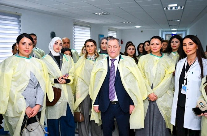 Media nümayəndələri Xəzər Tibb Mərkəzi ilə tanış olublar — FOTOLAR