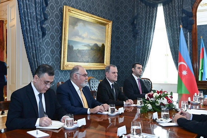 Ceyhun Bayramov Macarıstan Prezidenti ilə GÖRÜŞDÜ — Hansı məsələlər müzakirə olundu? (FOTO)