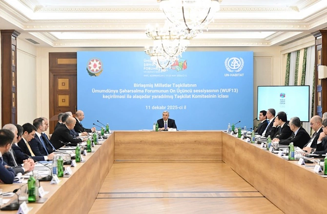 WUF13-ün təşkili ilə əlaqədar yaradılmış Təşkilat Komitəsinin növbəti iclası keçirilib — FOTOLAR