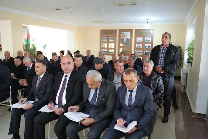 Hacıqabulun Rəncbər kəndində növbəti səyyar qəbul-görüş keçirildi — FOTOLAR