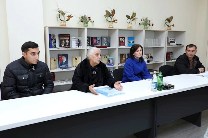 İlin sonuncu vətəndaş qəbulu Naftalan şəhərində keçirildi — FOTOLAR İlin sonuncu vətəndaş qəbulu Naftalan şəhərində keçirildi — FOTOLAR