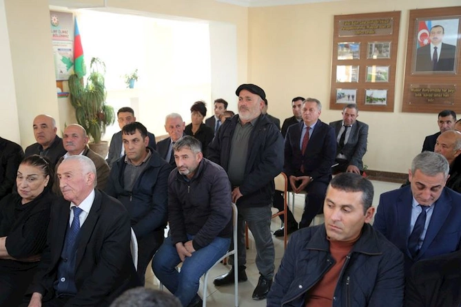Hacıqabulun Rəncbər kəndində növbəti səyyar qəbul-görüş keçirildi — FOTOLAR