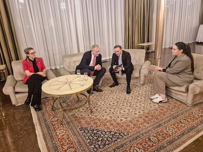 ASAN xidmətin Rumıniyada tətbiqi ilə bağlı növbəti müzakirələr aparıldı — FOTOLAR ASAN xidmətin Rumıniyada tətbiqi ilə bağlı növbəti müzakirələr aparıldı — FOTOLAR