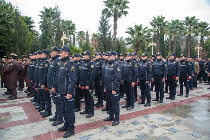 Salyanda Ümummilli Lider Heydər Əliyevin xatirəsi yad edilib — FOTOLAR
