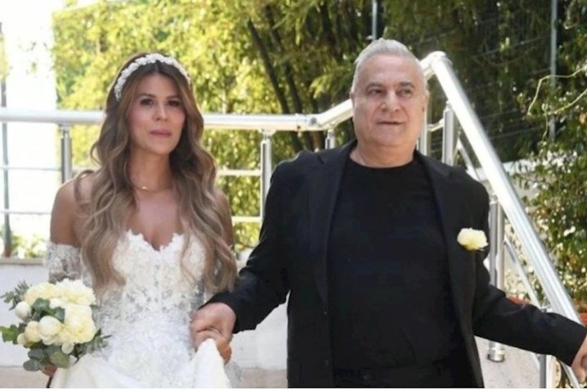 Ərbil 6-cı dəfə boşanır