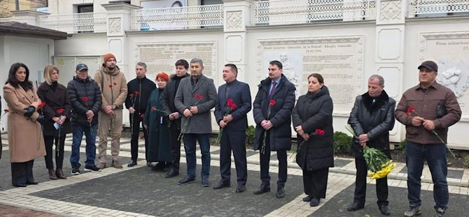 Moldovadakı Azərbaycan diasporu Azərbaycan Xalqının Ümummilli Lideri Heydər Əliyevin vəfatının 22-ci ildönümünü qeyd etdi — FOTOLAR