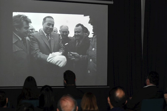 Leyla Əliyeva Ulu Öndərin xatirə gecəsində — FOTOLAR