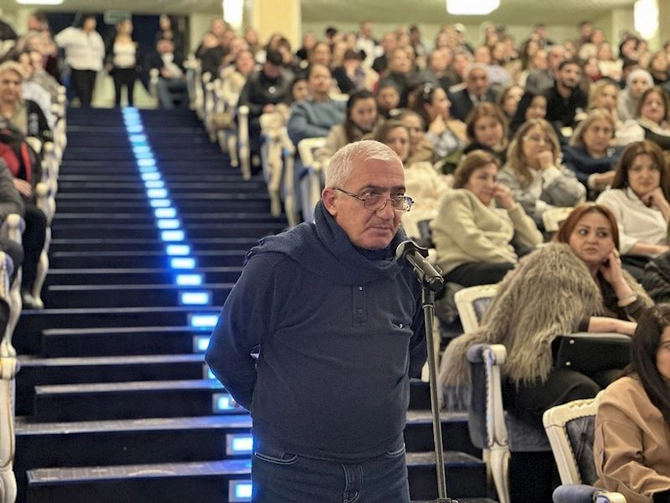 Gəncə şəhərində attestasiya ilə bağlı məlumatlandırıcı görüş keçirildi — FOTOLAR