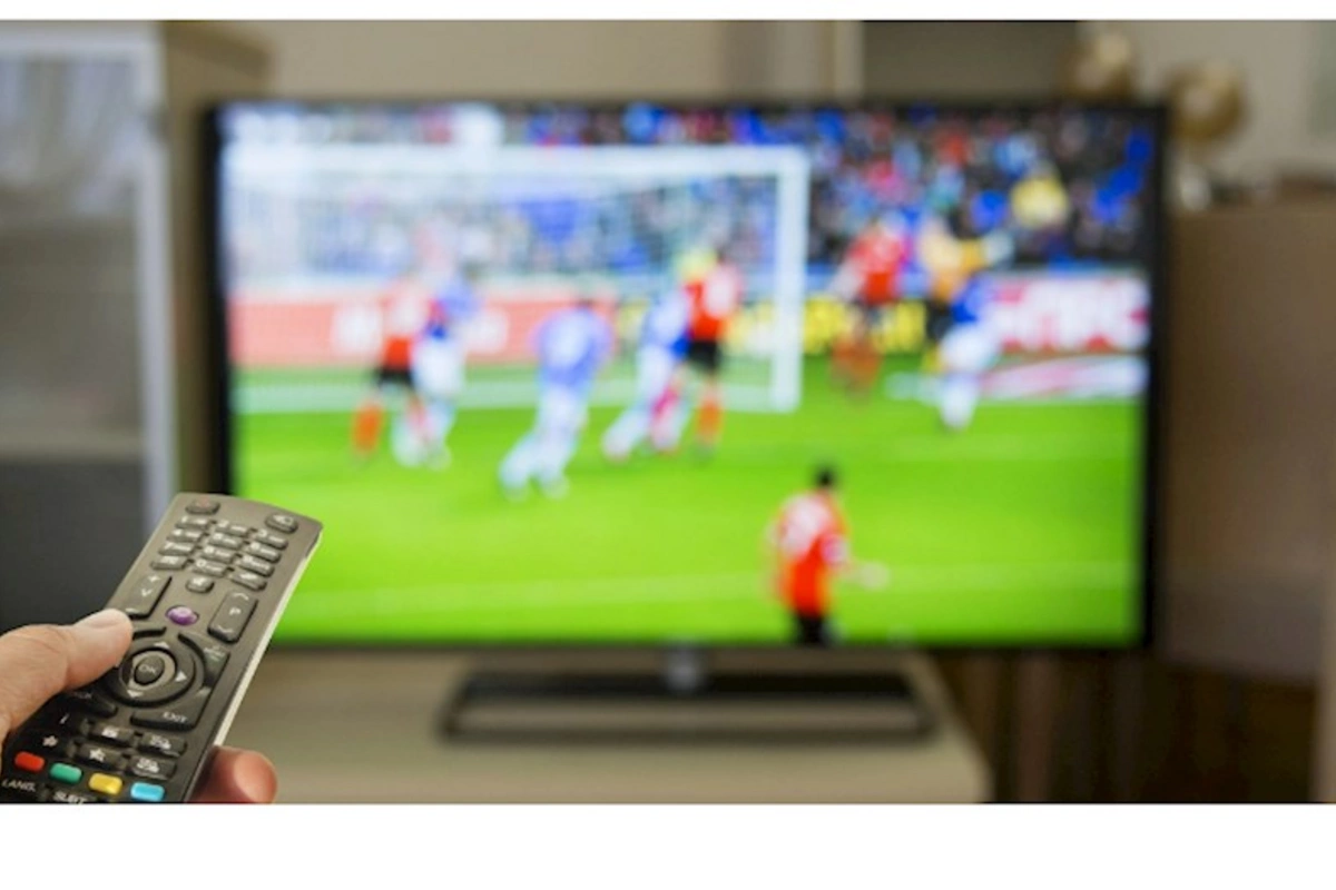 Bu gün keçiriləcək maraqlı futbol oyunlarını hansı kanallardan izləmək olar?