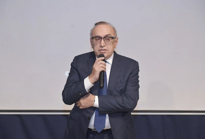 Leyla Əliyeva Ulu Öndərin xatirə gecəsində — FOTOLAR
