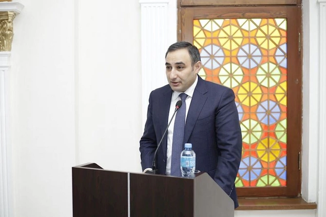 Sudan səmərəli istifadənin təkmil üsullarımın tətbiqi mövsusunda geniş tərkibli iclas keçirildi — FOTOLAR Sudan səmərəli istifadənin təkmil üsullarımın tətbiqi mövsusunda geniş tərkibli iclas keçirildi — FOTOLAR