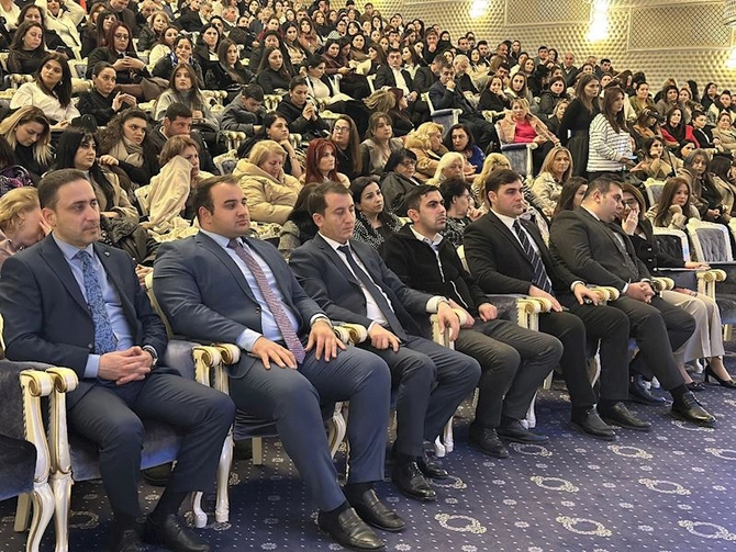 Gəncə şəhərində attestasiya ilə bağlı məlumatlandırıcı görüş keçirildi — FOTOLAR