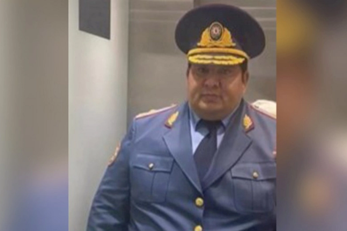Bəylər Eyyubovun general qardaşı oğlu işdən çıxarıldı