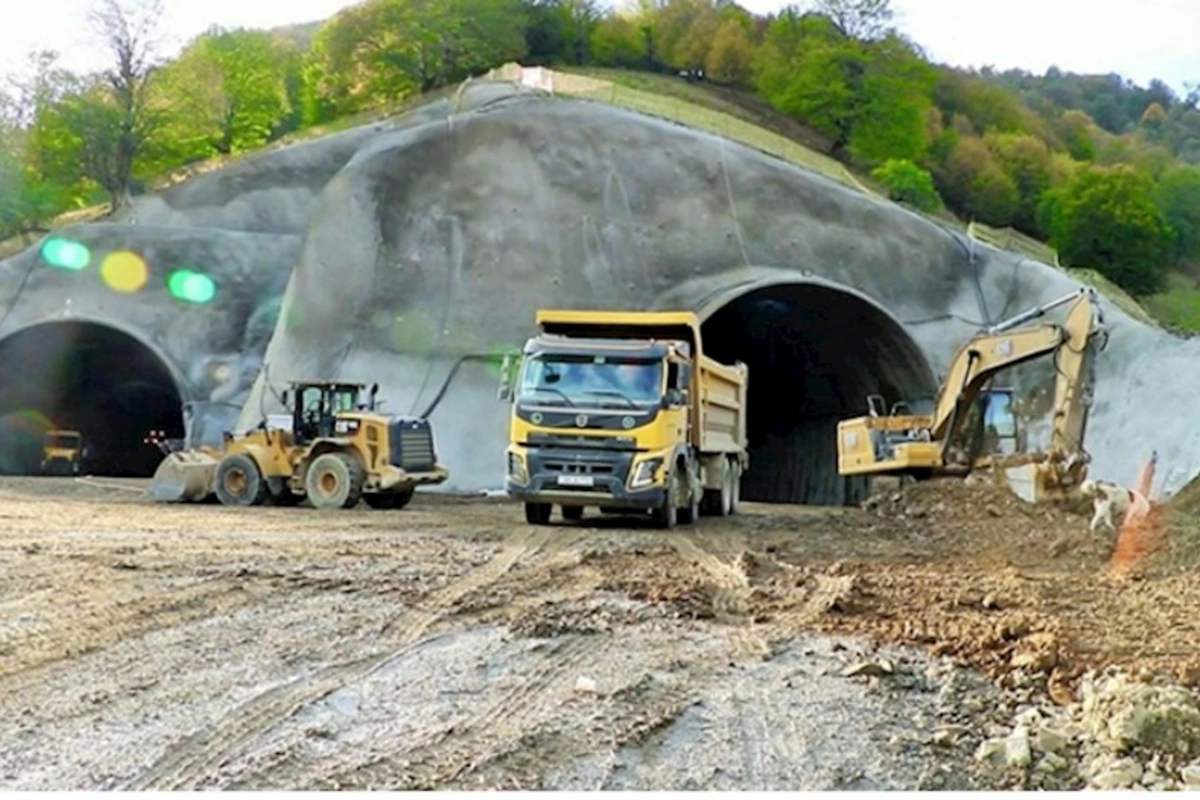 Laçında istifadəyə verilməmiş tuneldə qəza törədən sürücü həbs edildi