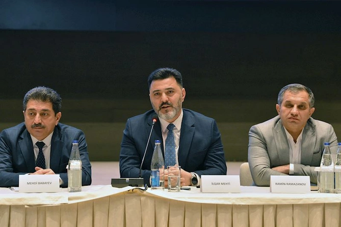Vergi və sosial sığorta qanunvericiliyinə son dəyişikliklər təqdim olundu— FOTOLAR Vergi və sosial sığorta qanunvericiliyinə son dəyişikliklər təqdim olundu— FOTOLAR