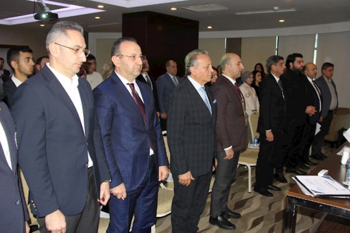 Turizm sektorunun strateji gələcəyi Bakıda müzakirə edildi — FOTOLAR
